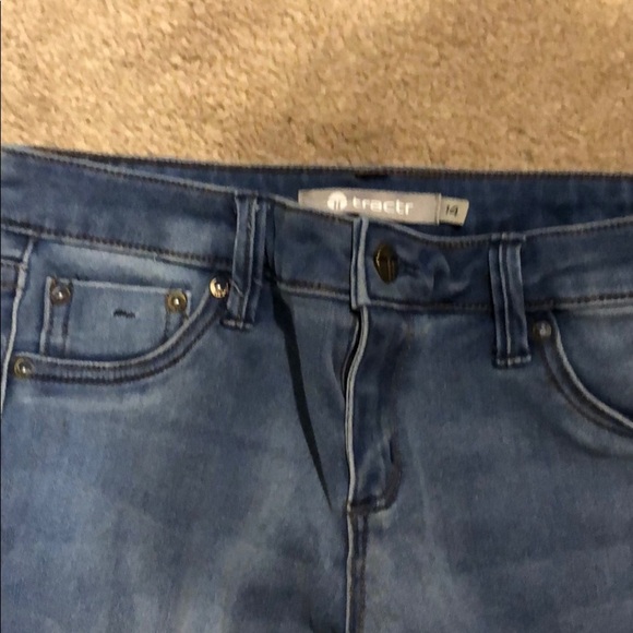 Tractr Stylish Light Wash Cuffed Skinny Jeans. size 14 👖🖤⭐️ - Picture 3 of 5